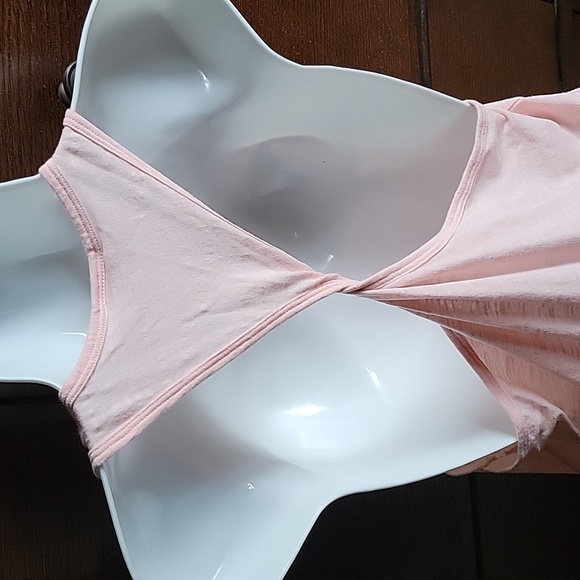 Medium PINK pink twist back tank - Picture 4 of 4